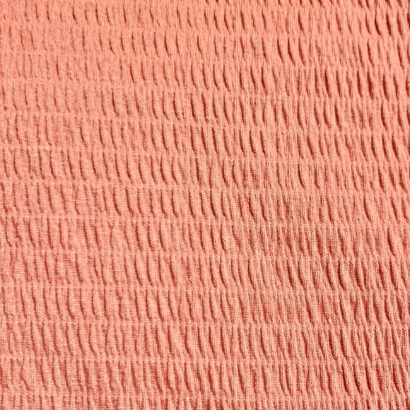 NWT Top XS Salmon Colored GibsonLook Waffled Crepe-like Fabric Asymmetrical Top - Picture 10 of 16